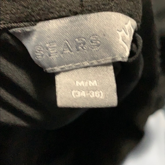 Black shorts - Picture 3 of 3